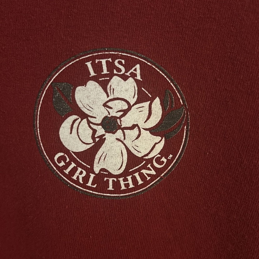 Women’s Tailgates and Touchdowns It’s a girl thing Maroon T-shirt Size L - Picture 3 of 6